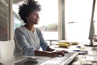 A digital marketer is a professional who uses online platforms and tools to help businesses: