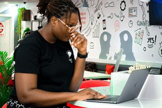 Best Way to Create an ATS Resume in Nigeria in 2025 This guide explains the best way to create an ATS resume in Nigeria that gets noticed. Whether you're a fresh graduate or an experienced professional, these tips will help you stand out. In 2025, more online job platforms are using ATS (Applicant Tracking Systems). If your resume or CV is not optimised to pass these systems, it may never get seen by a human recruiter.