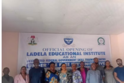 In a bold move to reduce unemployment and empower the youth, the Federal Government of Nigeria has launched a nationwide vocational skills training programme. This initiative includes not only free, hands-on training but also a monthly stipend of ₦22,500 for each participating student.